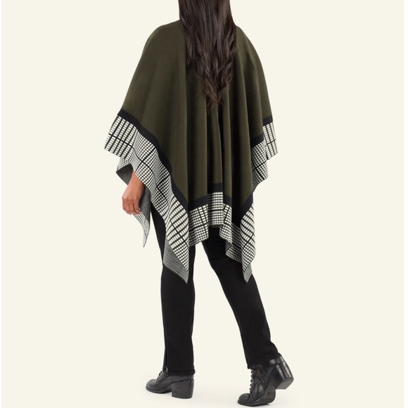 Patricia Nash Classic Crisscross Cape Dark Olive SZ M/L - Picture 2 of 16